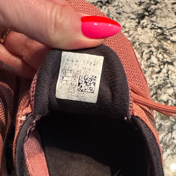 New Balance Women's Coral Sneakers - Picture 5 of 6